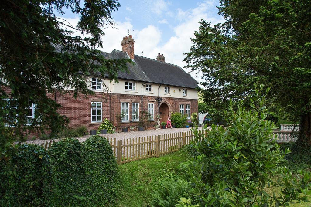 Heywood Hall Denstone Exterior photo