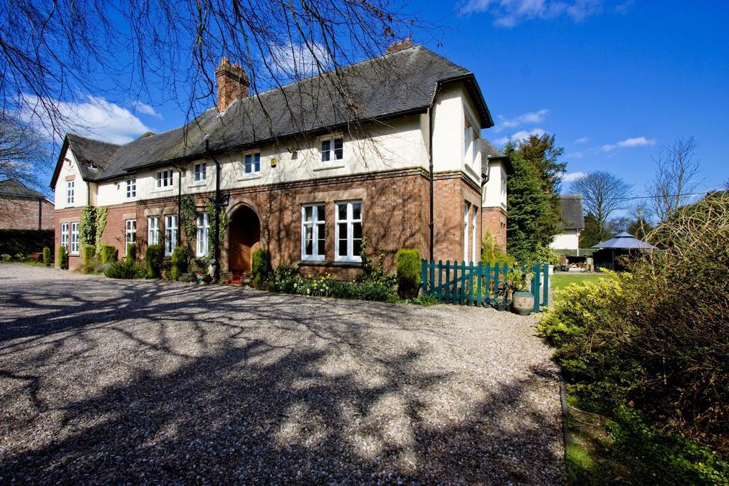 Heywood Hall Denstone Exterior photo